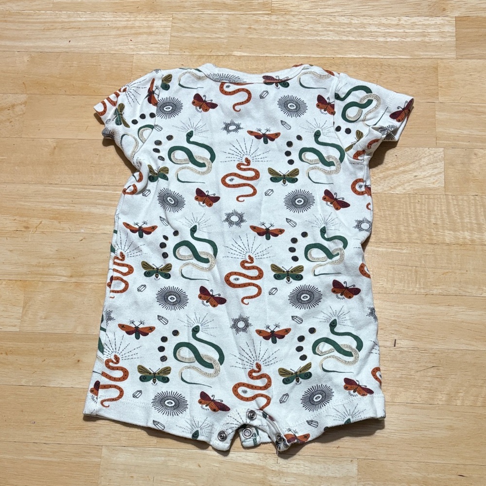 Kate Quinn Romper - Picture 3 of 3